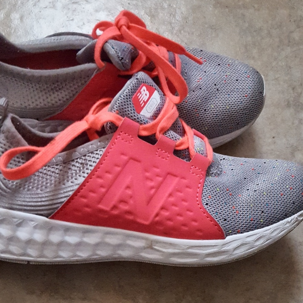 Girls size 1 New Balance Sneakers